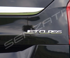 Senzati-V-Class-Jet-Class-6-Seat-Business-Plus-Model-Red-Pic-12