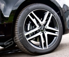 Senzati-V-Class-Jet-Class-6-Seat-Business-Plus-Model-Red-Pic-16