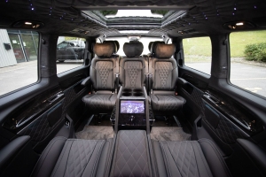 Luxury Mercedes V Class People Carriers - Business Plus Model (7 seats) - Gallery - Senzati