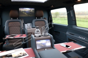 Luxury Mercedes V Class People Carriers - Jet Spec Model (6 seats) - Gallery - Senzati