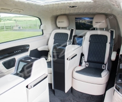 Senzati-V-Class-Jet-Class-Jet-Spec-with-Twin-Consoles-Black-Cream-Interior-Pic-4