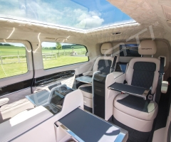Senzati-V-Class-Jet-Class-Jet-Spec-with-Twin-Consoles-Black-Cream-Interior-Pic-8