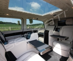 Senzati-V-Class-Jet-Class-Jet-Spec-with-Twin-Cream-Consoles-Suede-Uppers-Pic-3