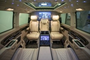 Luxury Mercedes V Class People Carriers - Jet Spec Model (7 seats) - Gallery - Senzati