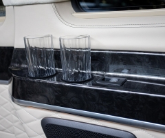 2024-VIP-V-Class-Beige-7-seat-16